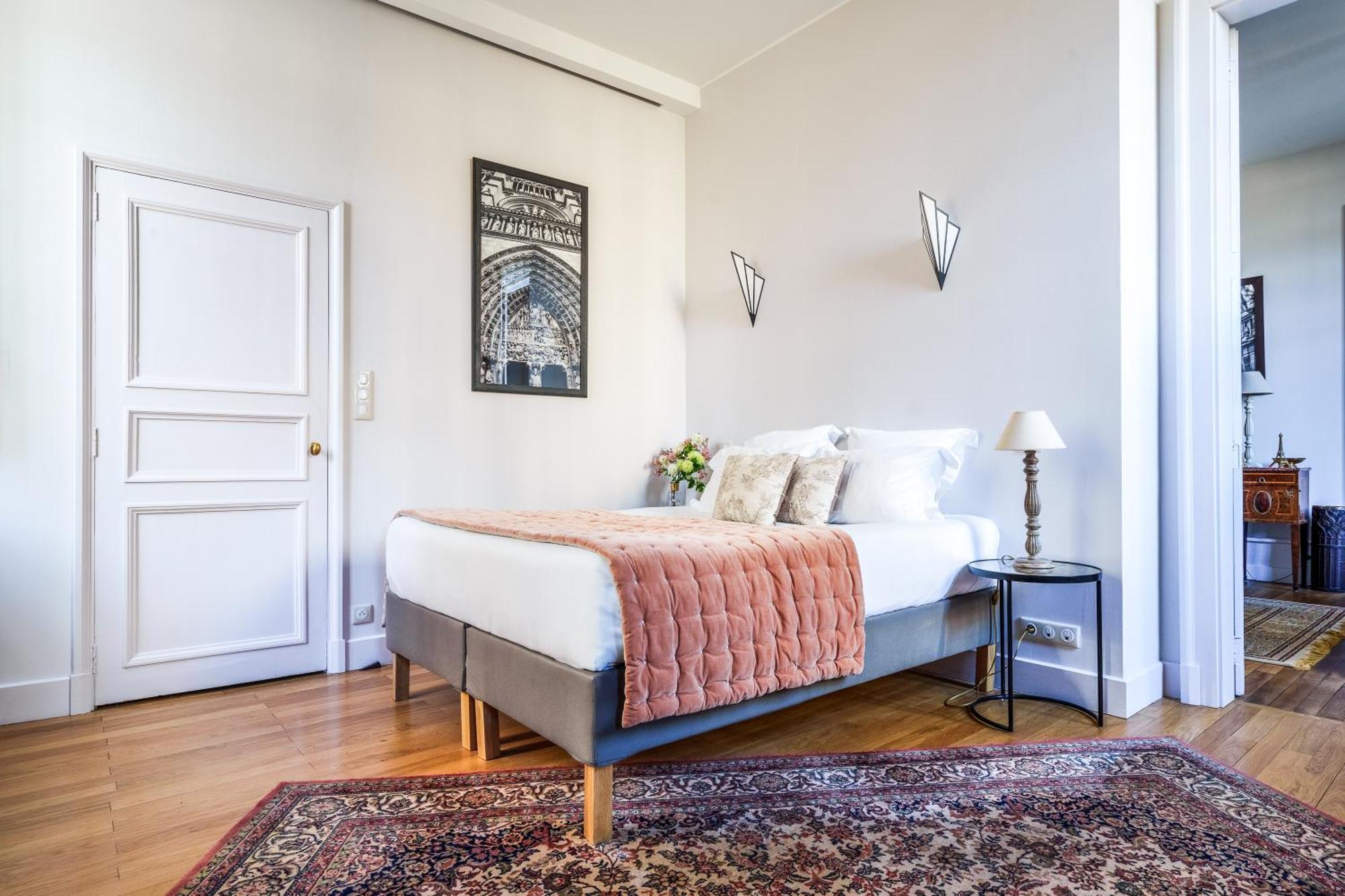 Appartement Raffine Vue Cathedrale, Jardin, Wifi Tours Buitenkant foto