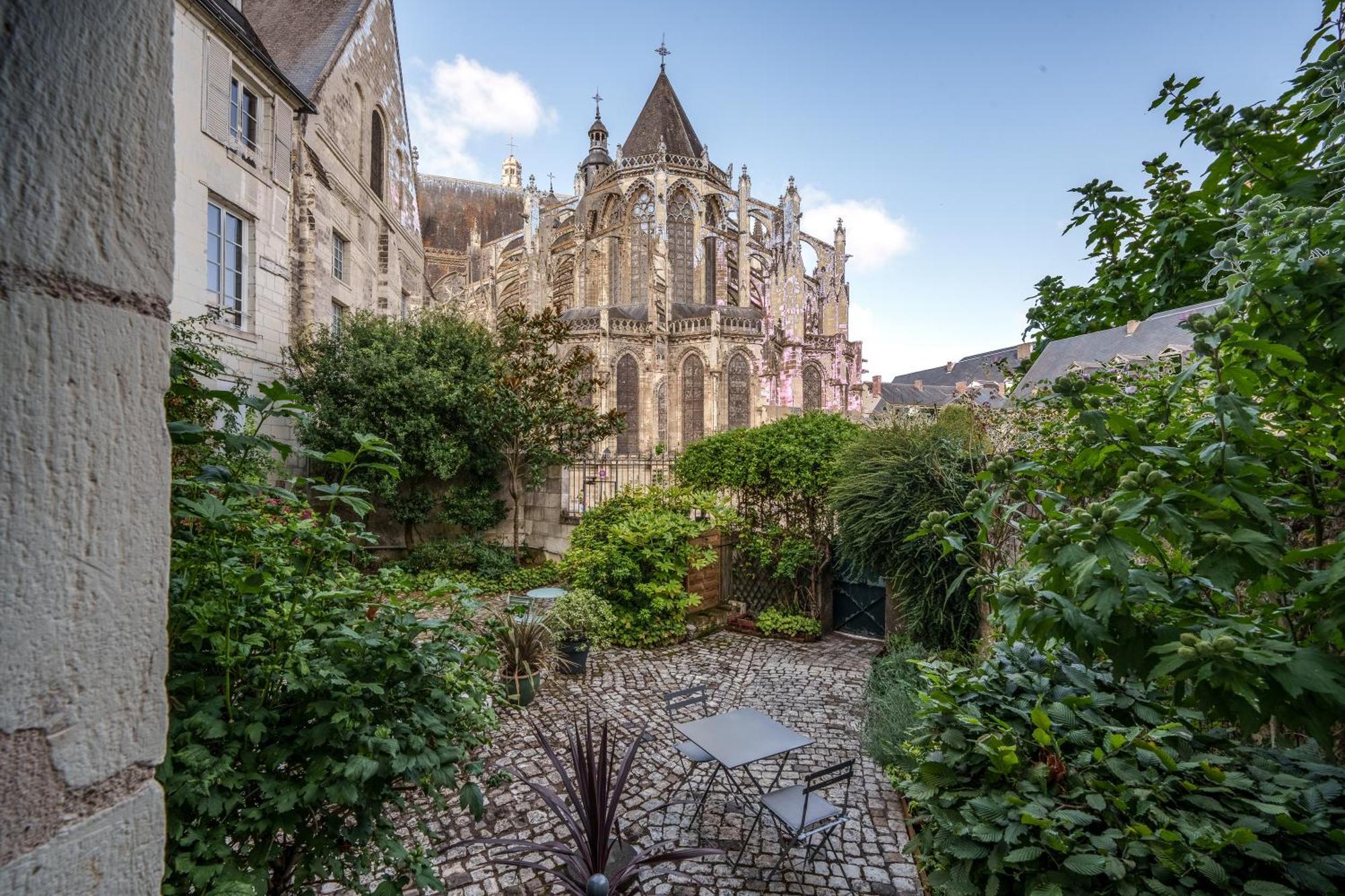 Appartement Raffine Vue Cathedrale, Jardin, Wifi Tours Buitenkant foto