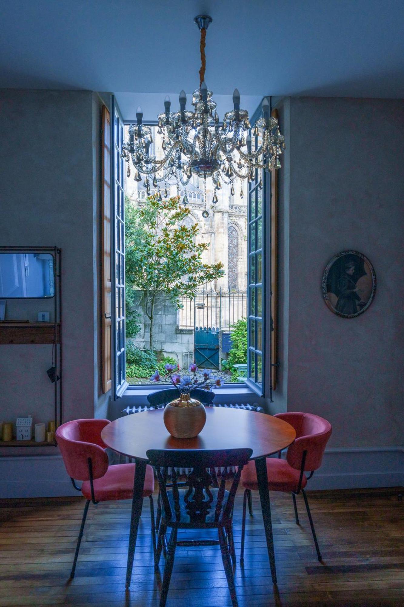 Appartement Raffine Vue Cathedrale, Jardin, Wifi Tours Buitenkant foto